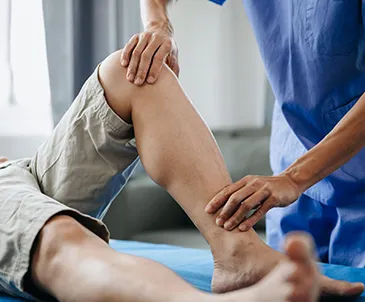 Orthopedic-Surgeon-3